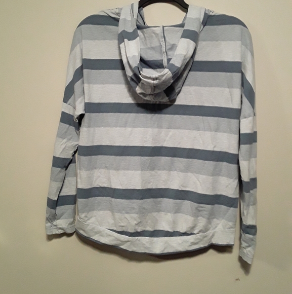 Puma Women's Blue Striped Light Activewear Hoody - Picture 5 of 10